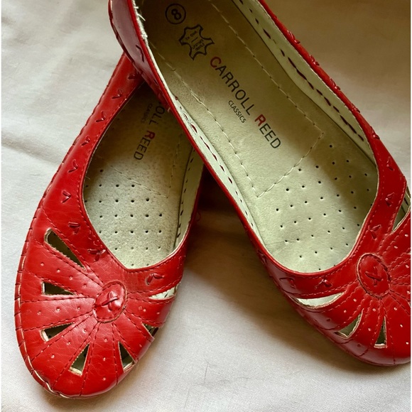 NWOT Carroll Reed Classics Leather Shoes, Size 8 gorgeous red colour - Picture 2 of 5
